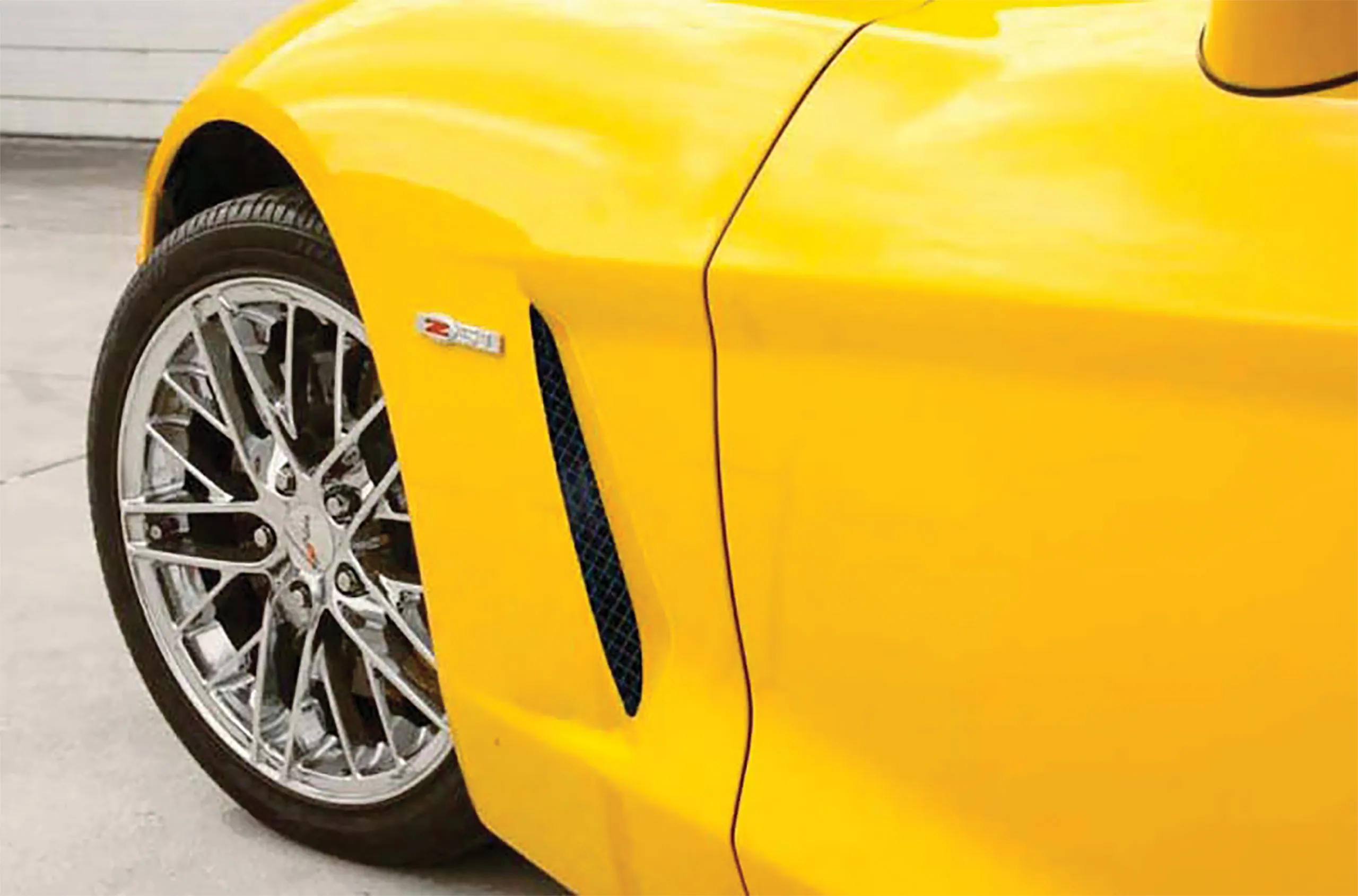 C6 2005-2013 Chevrolet Corvette Vent Grilles, Laser Mesh, Side, Black Powder Coat Stealth - 2pc - ACC-042096 - American Car Craft