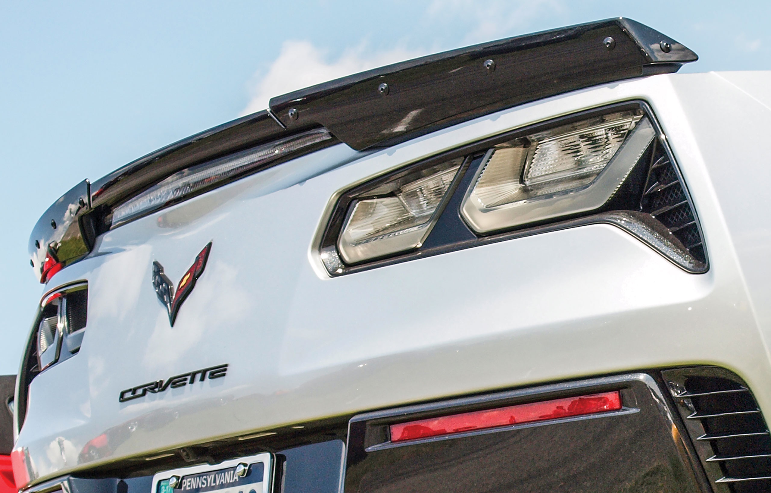 C7 2015-2019 Chevrolet Corvette Tail Light - Z06 - Right Hand - Chevrolet Performance Parts