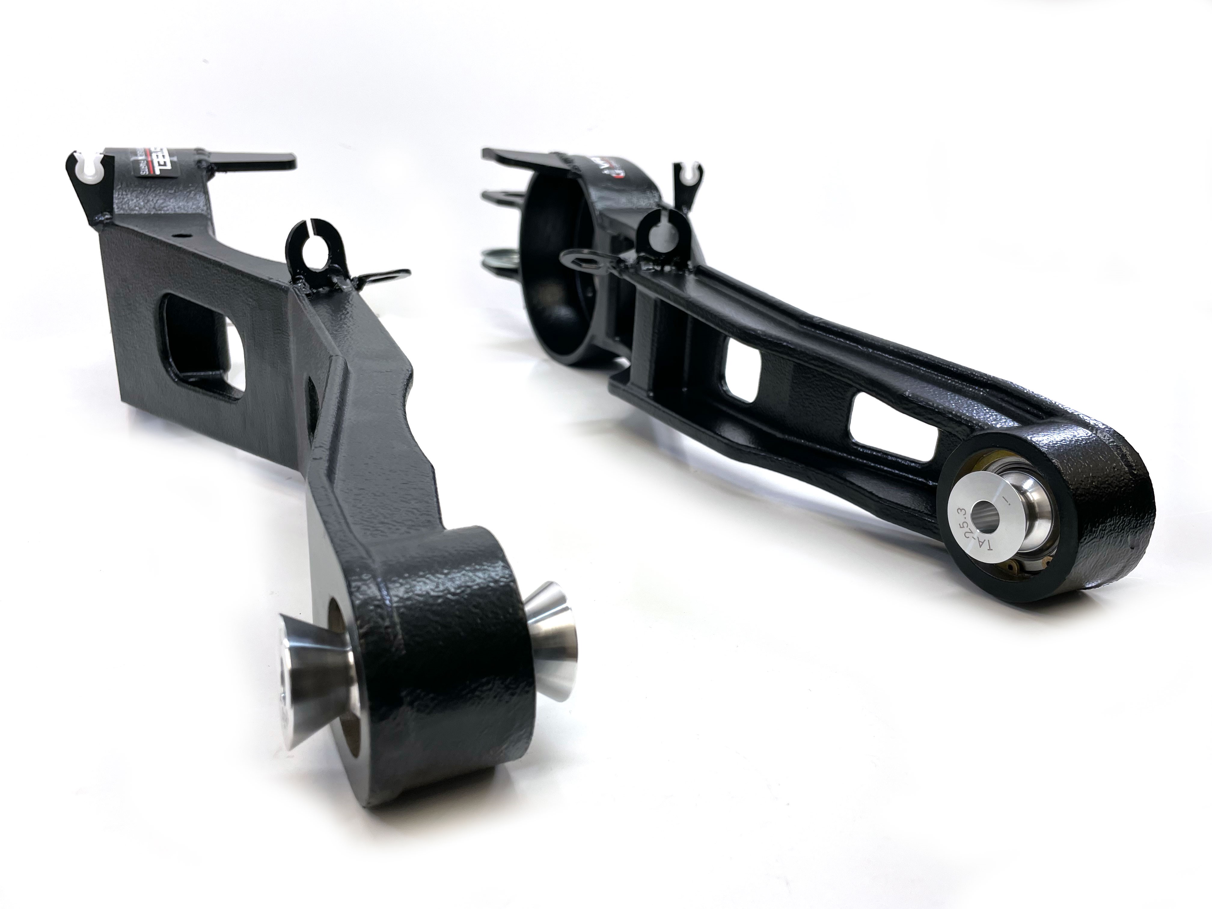 19631982 Chevrolet Corvette Heavy Duty Cast Trailing Arm Assemblies W/Heim Joints Van Steel