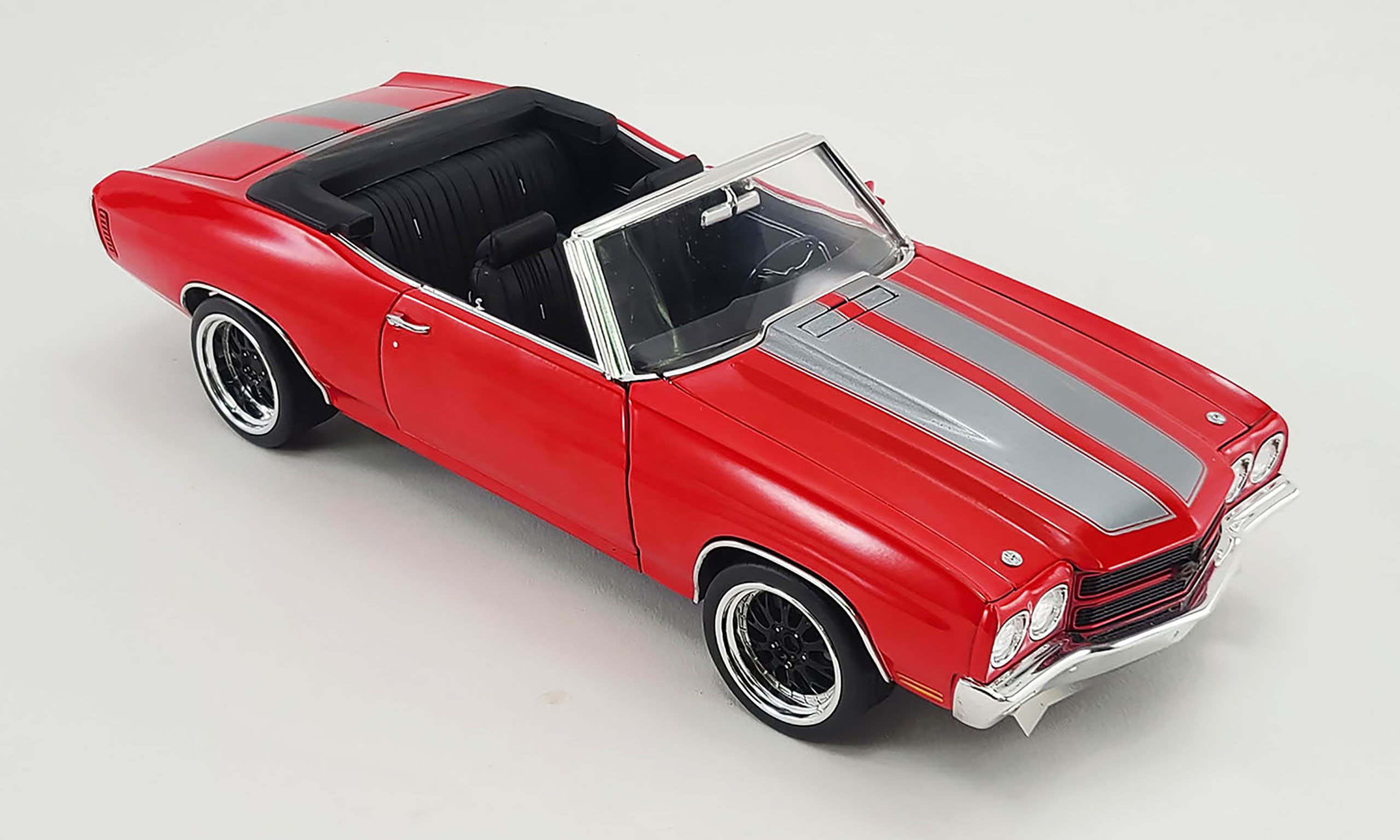 Second Generation 1970 Chevrolet Chevelle 1:18 Scale SS Second Generation 1970 Chevrolet Chevelle 1:18 Scale SS