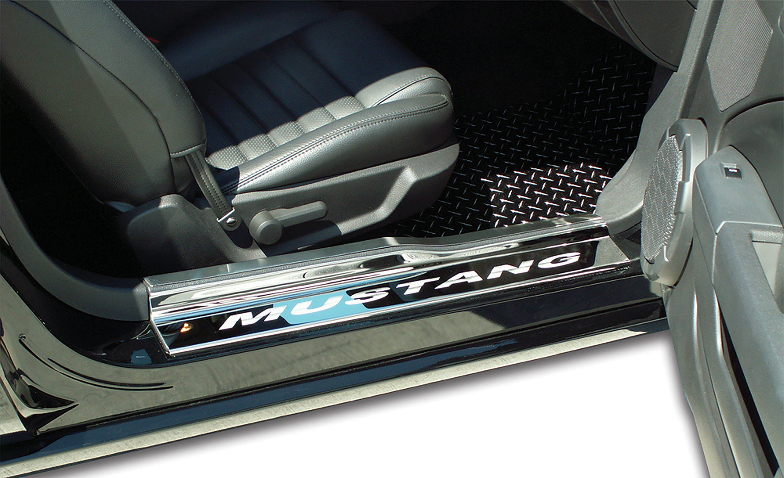 Fifth Generation 2005-2009 Ford Mustang Door Sills - Polished W/Satin Stainless Tops - 4pc ETCHED MUSTANG - ACC-271004 - American Car Craft